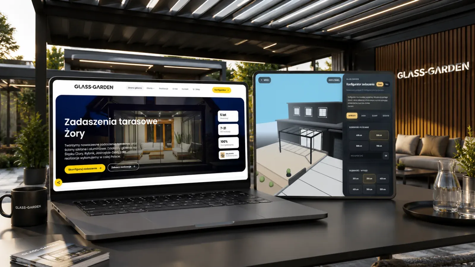Strona Glass-Garden i konfigurator zadaszeń 3D pokazane na laptopie i tablecie
